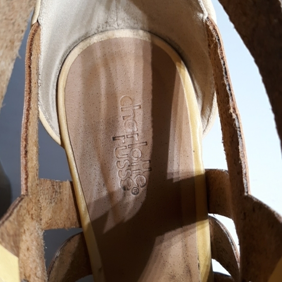 Charlotte Russe yellow heels sandals 8 - Picture 6 of 9